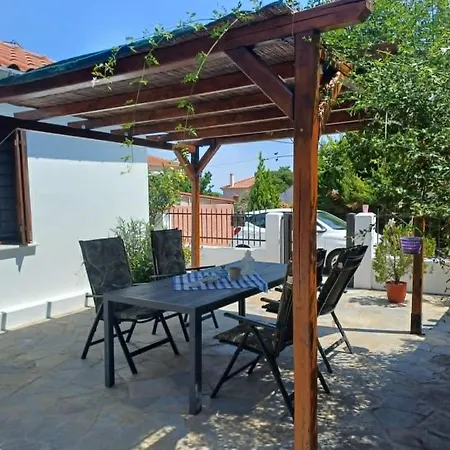 Holiday home Avra House In