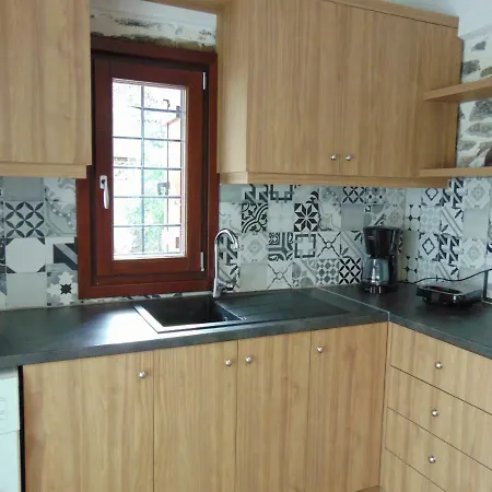 Avra House In 펜션