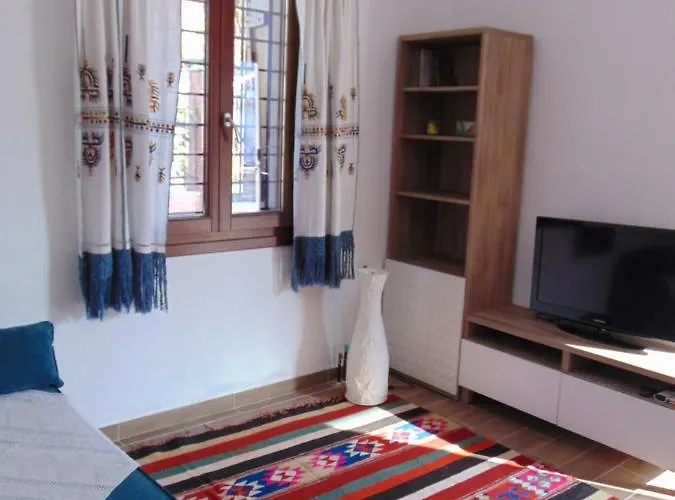 펜션 Avra House In 알갈리스티